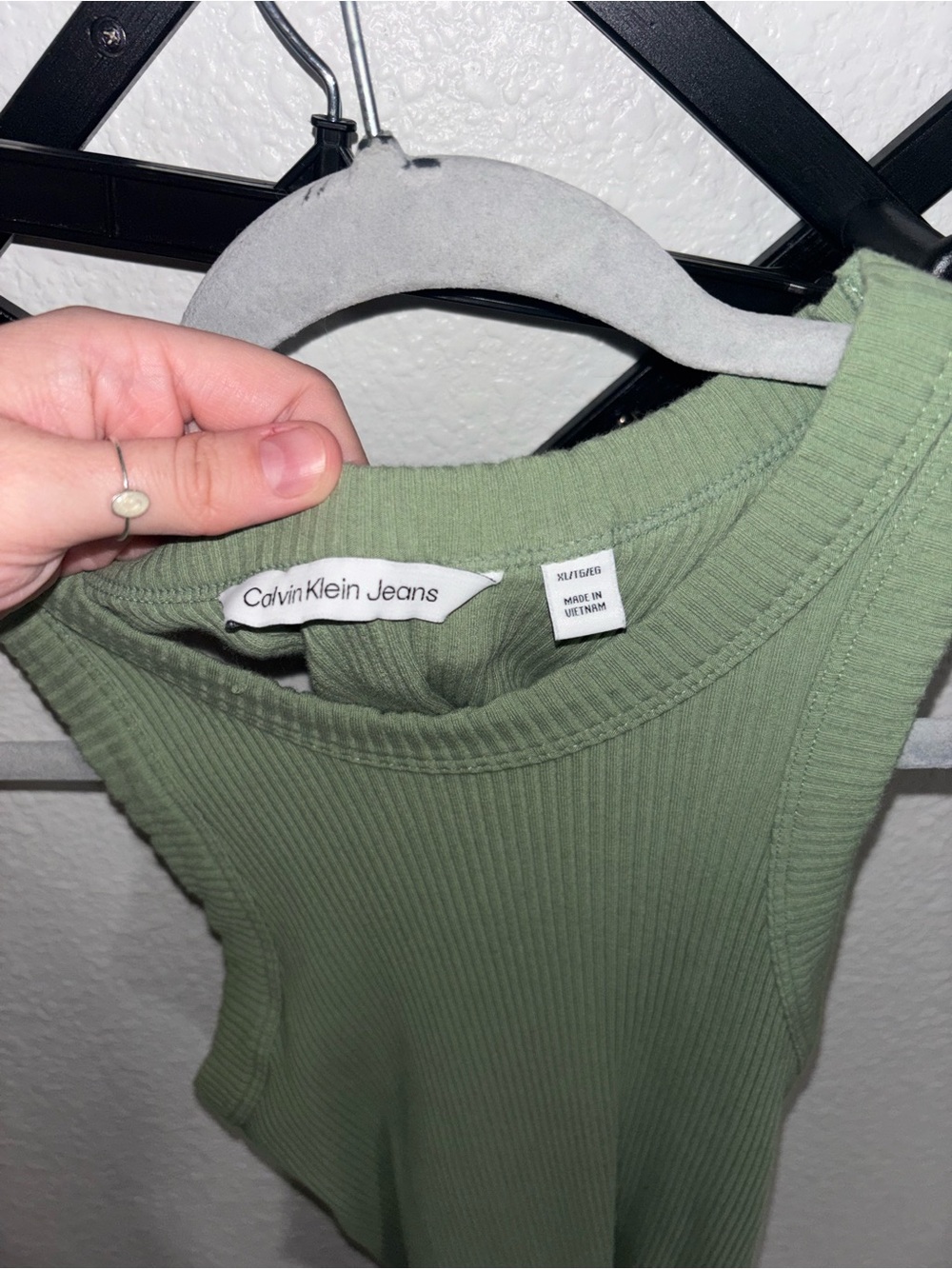 Calvin Klein Jeans Olive Ribbed Bodysuit Women’s Size XL Sleeveless Tank Stretch - Picture 3 of 4